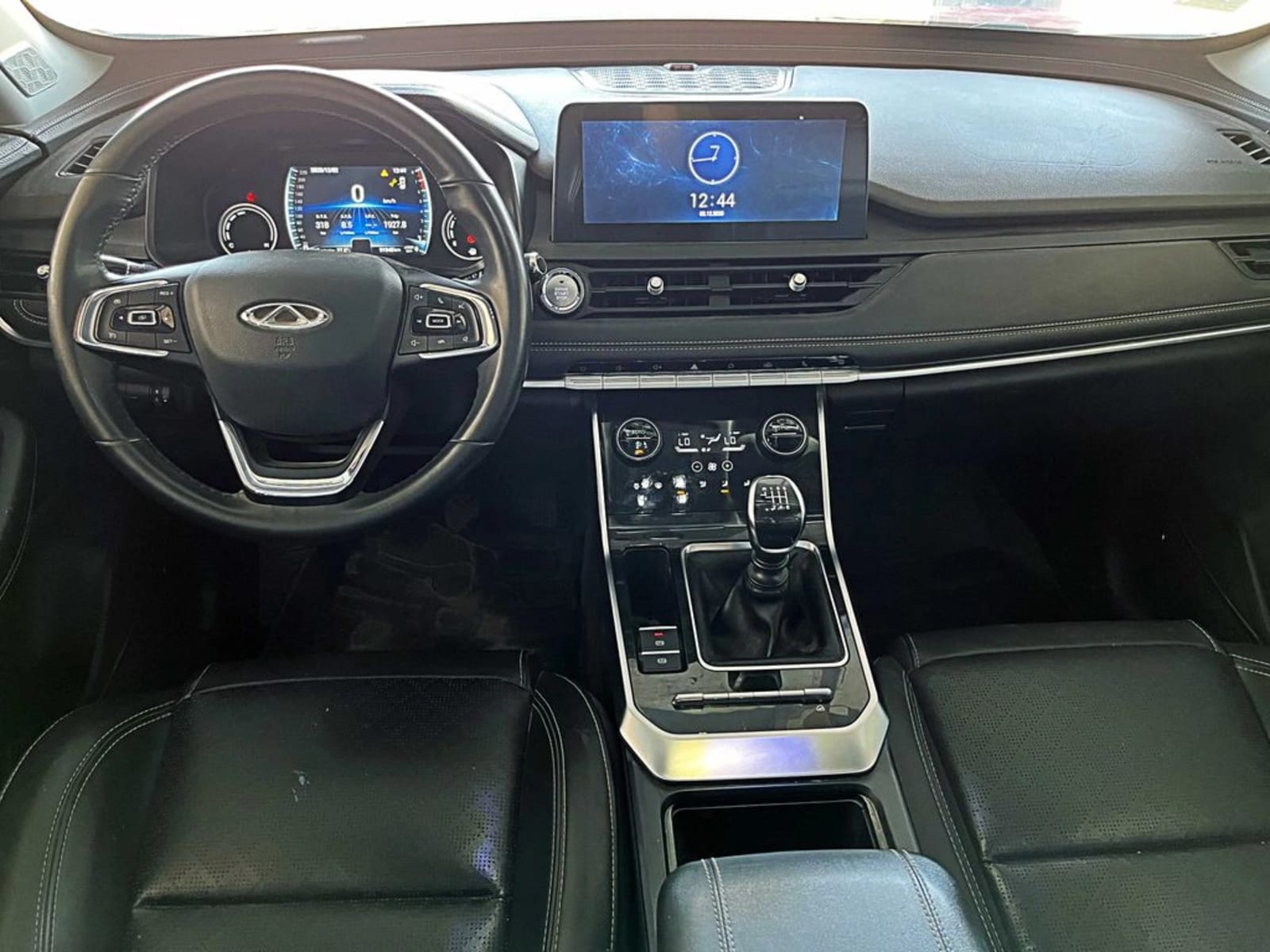 CHERY TIGGO 8 1.5T GLS 4X2 MT 5P 2024 - Imagen 13 de 20