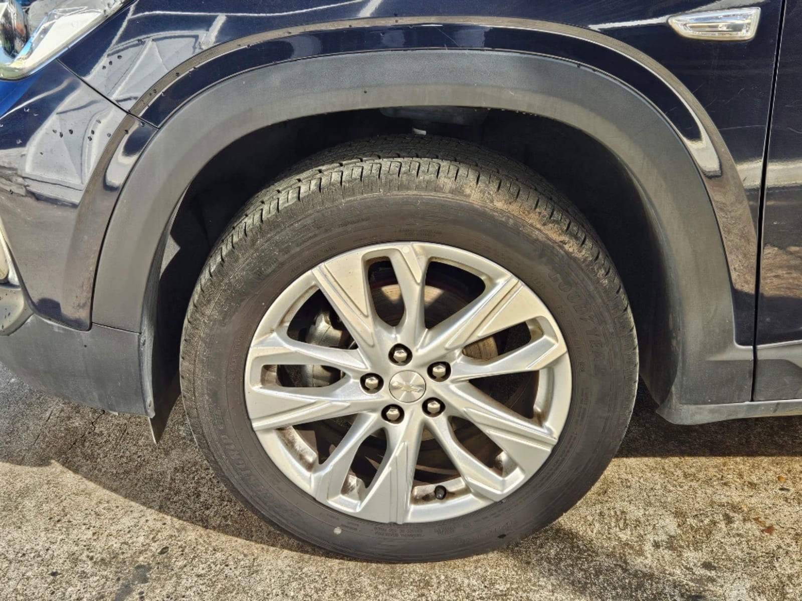 CHEVROLET TRACKER 1.2T LTZ R 4X2 AT 5P 2025 - Imagen 9 de 20