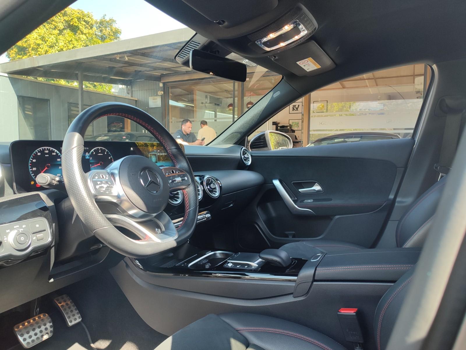 MERCEDES-BENZ A200 HB 1.3 DCT AMG LINE 2023 - Imagen 9 de 18