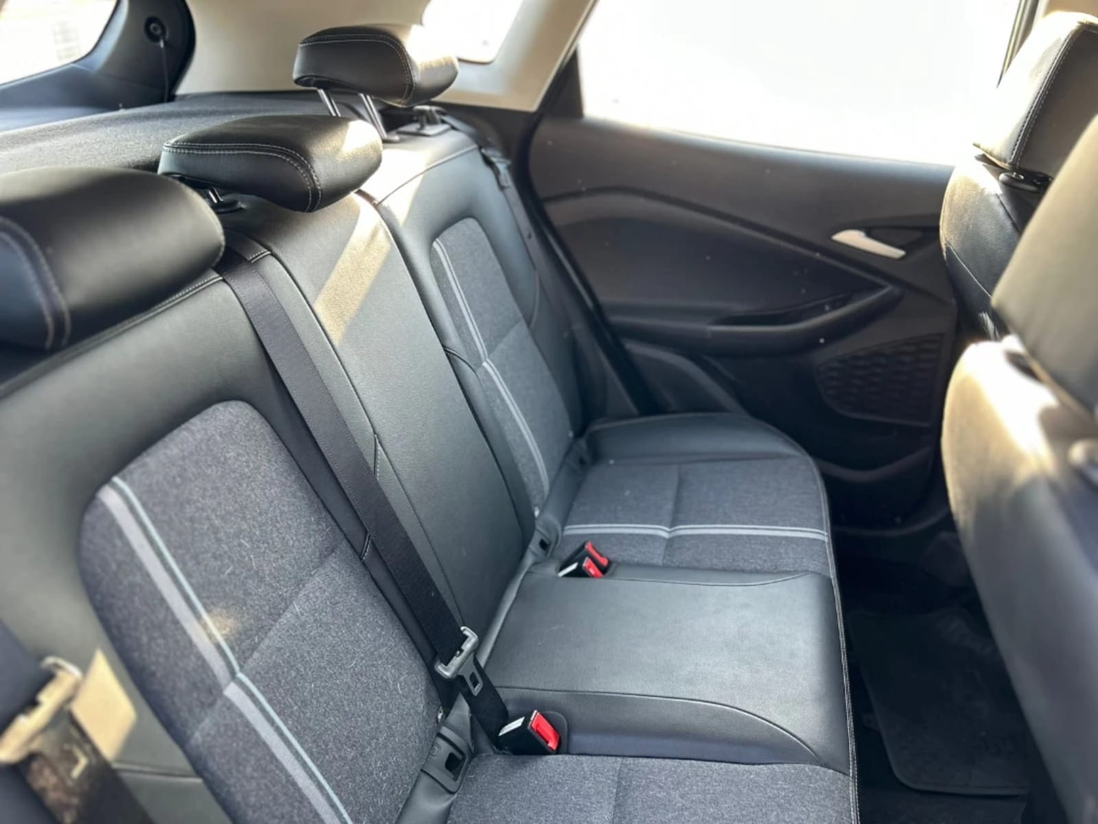 CHEVROLET TRACKER 1.2T LTZ R 4X2 AT 5P 2025 - Imagen 16 de 20