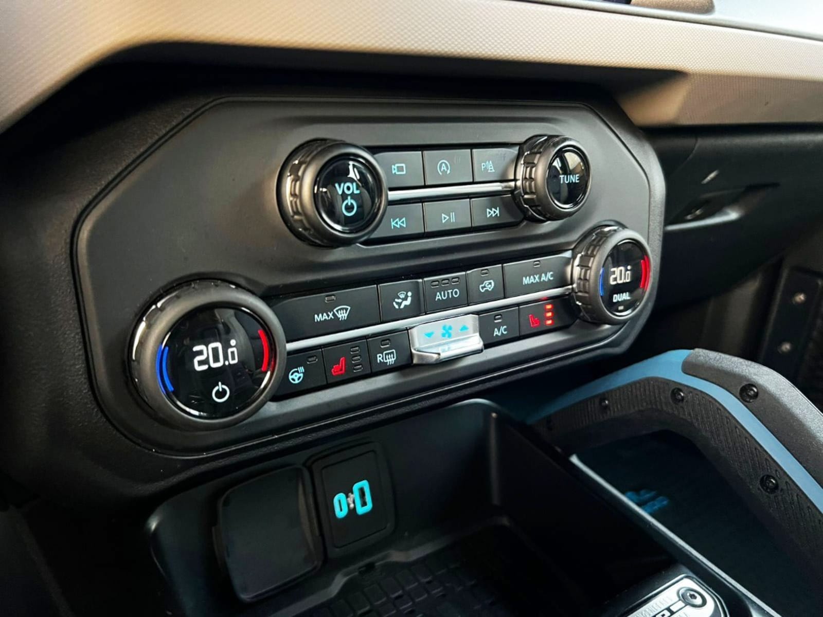 FORD BRONCO WILDTRAK 2.7L 2025 - Imagen 19 de 20