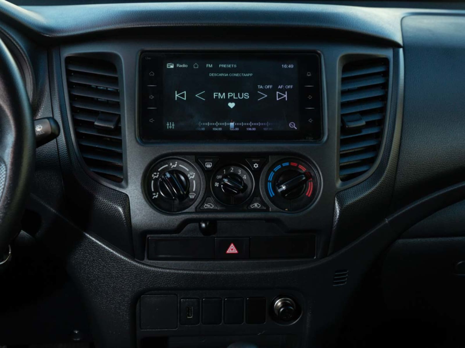 MITSUBISHI NEW L-200 WORK 2.4 CR WF MEC 4X2 TD E5 C/CRUCERO 2023 - Imagen 14 de 14