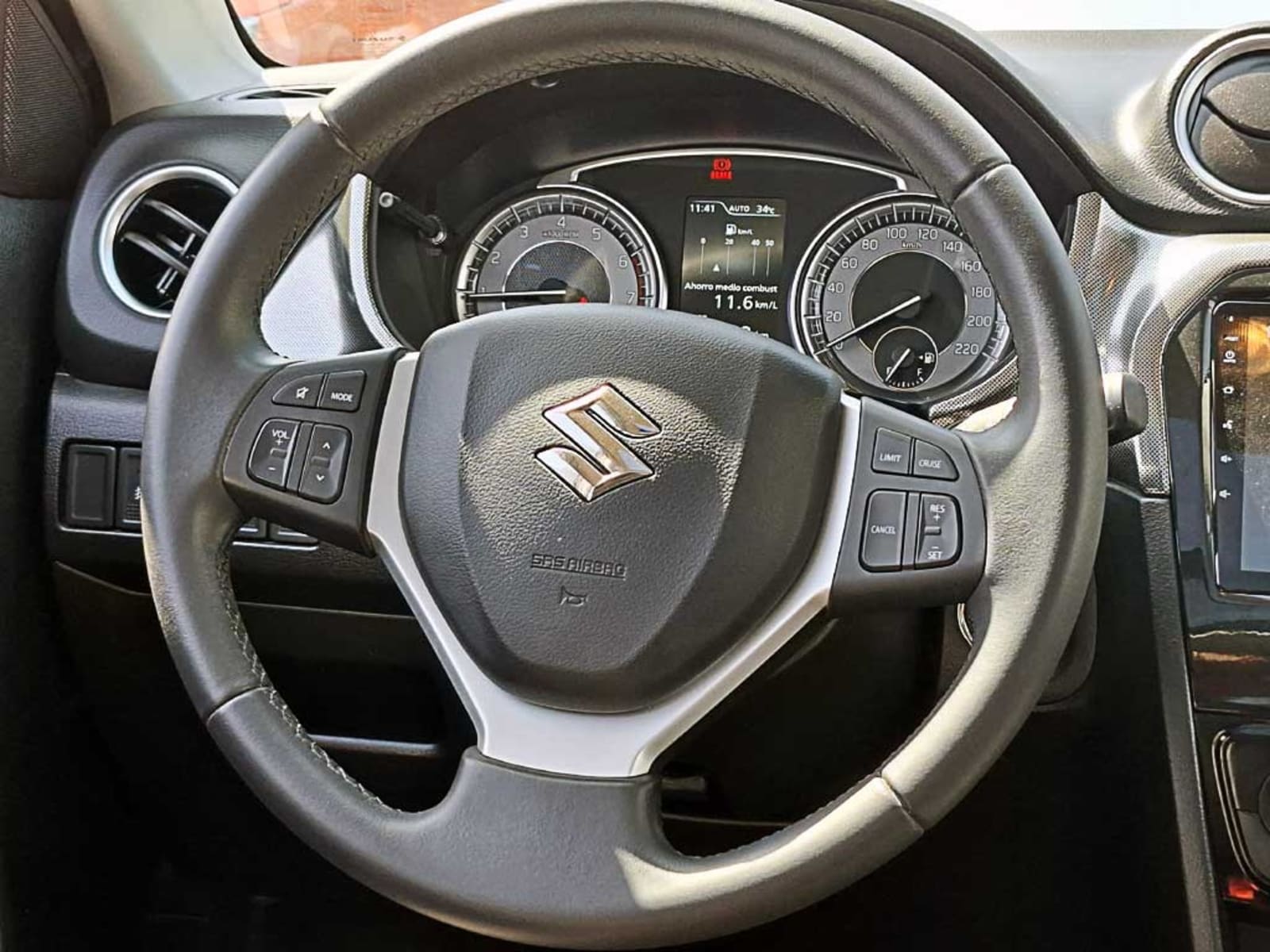 SUZUKI VITARA 1.4 LIMITED BOOSTERJET MT 4X4 2023 - Imagen 10 de 20