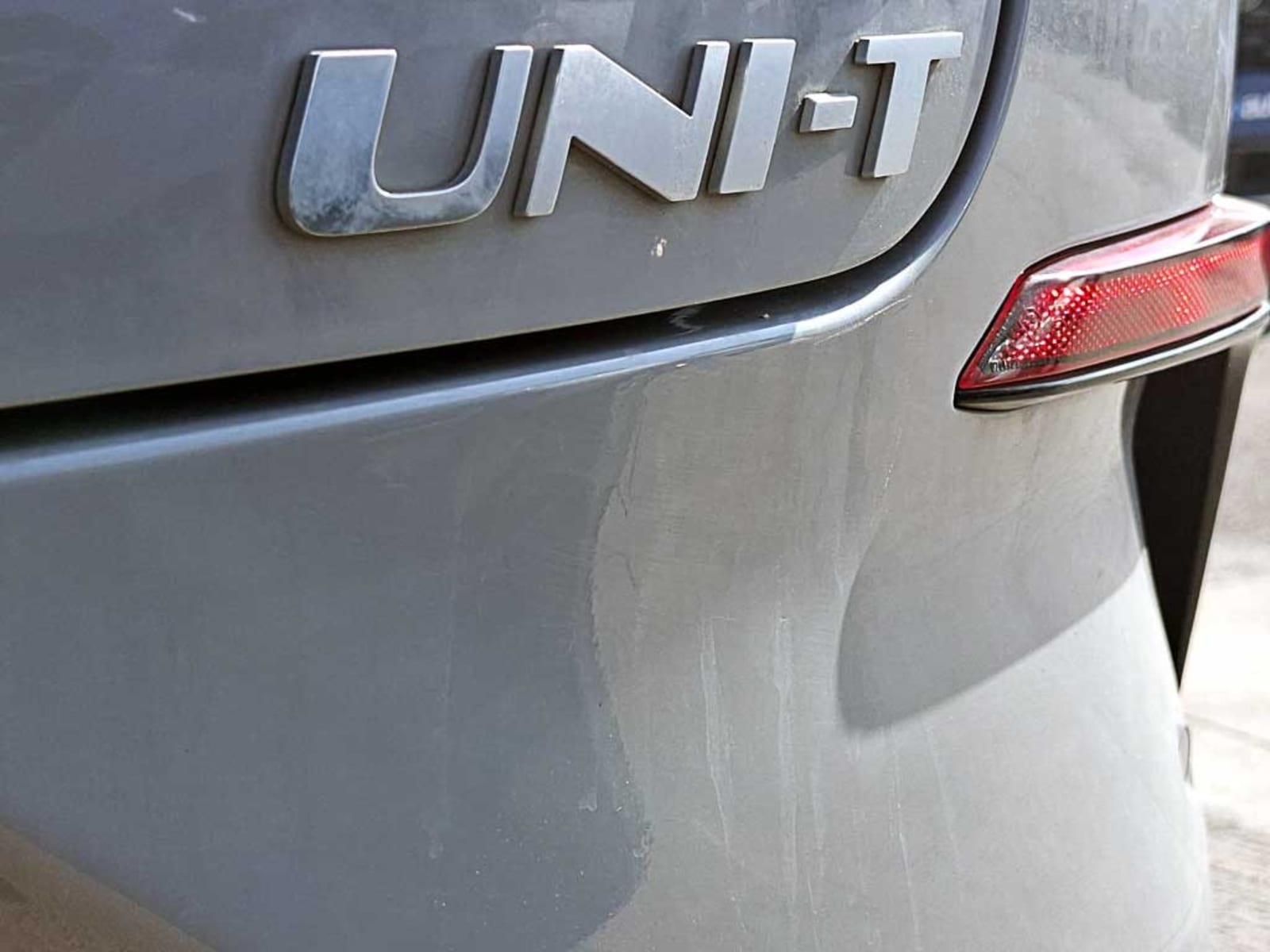 CHANGAN UNI-T 1.5 4X2 AT 5P 2024 - Imagen 9 de 20