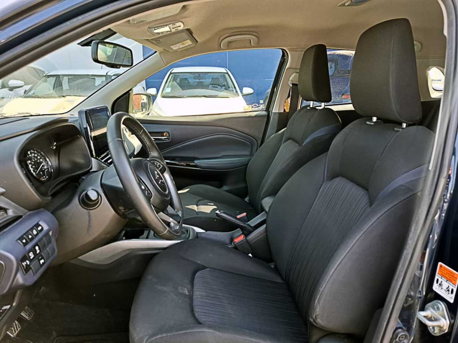 SUZUKI BALENO (IN) 1.5 GLX MT 2024 - Imagen 12 de 20