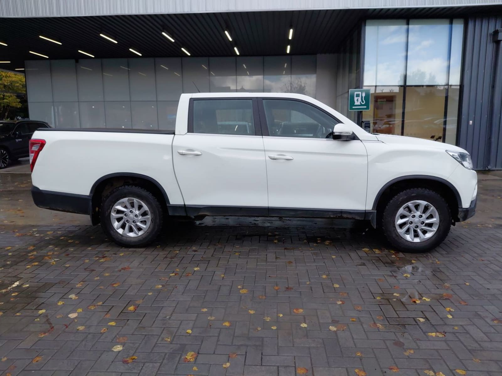 Ssangyong Musso 2.2 Grand Glx Td Diesel 2wd Full Mt 4p 2021 - Imagen 8 de 8