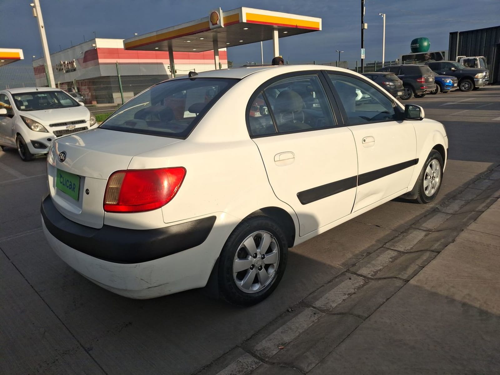 Kia Rio 1.4 Ex 4x2 Dh Ac Dab At 5p 2010 - Imagen 7 de 8
