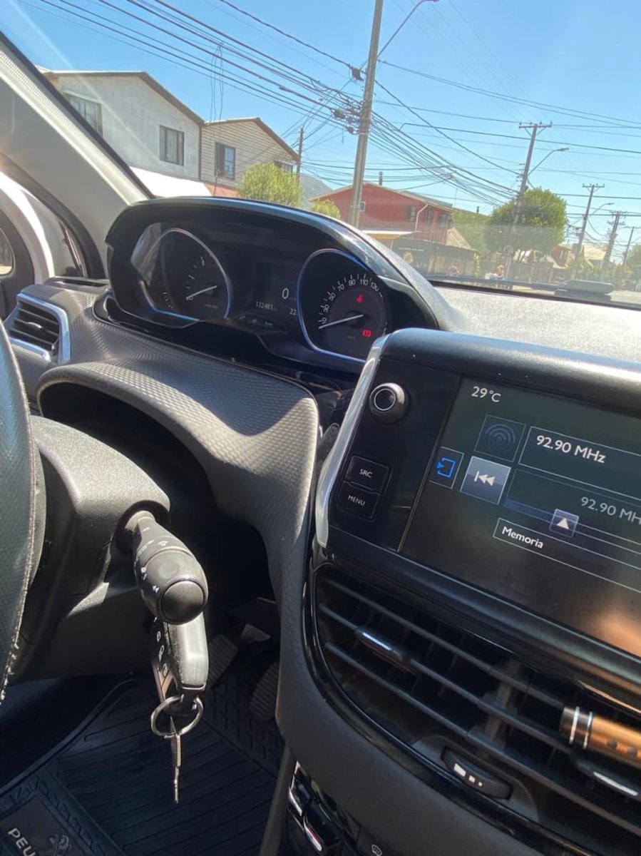 Peugeot 2008 2016 - Imagen 6 de 7