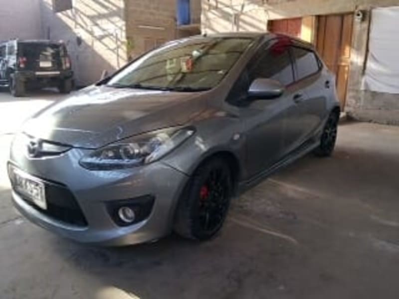 Mazda Demio sport  2010 - Foto 3 de 6