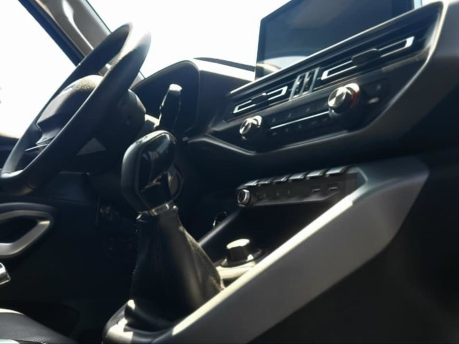 Changan HUNTER 1.9 ELITE 4WD 2022 - Foto 5 de 8