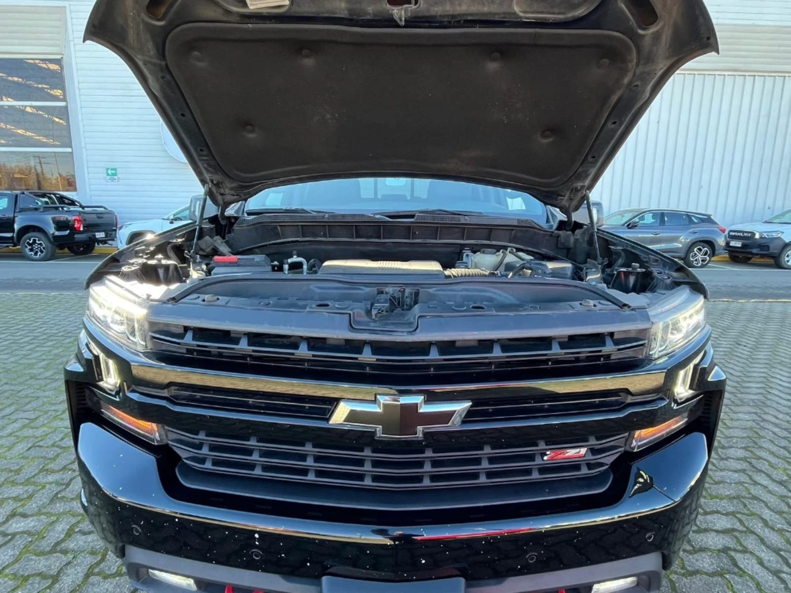 CHEVROLET SILVERADO 5.3 LT TRAILBOSS Z71 4X4 AT 4P 2021 - Imagen 10 de 20