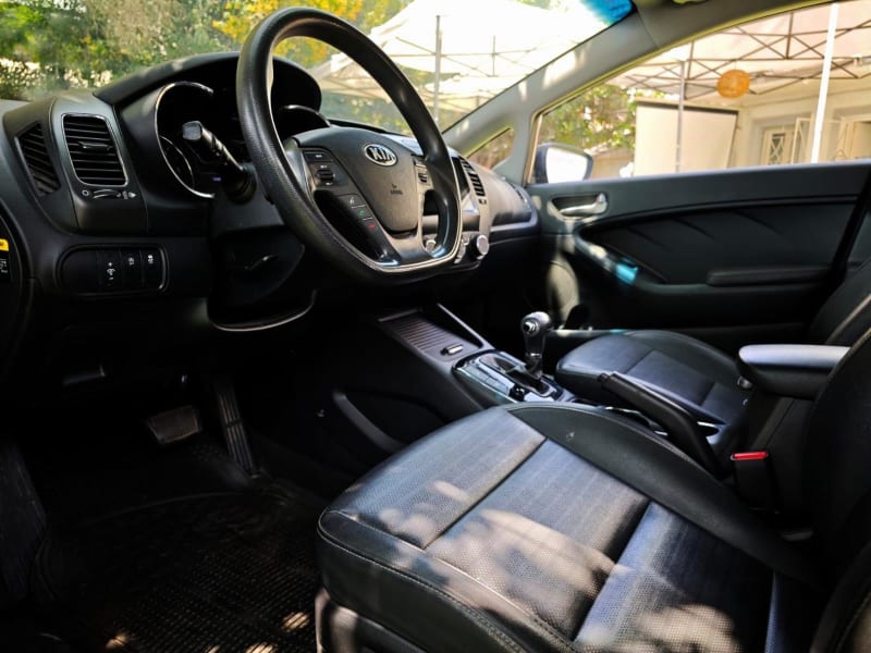 Kia K3 1.6 AUT  2018 - Imagen 6 de 8