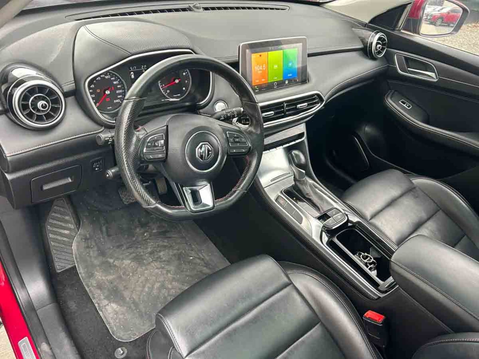 MG MG HS 1.5T DCT DLX 2021 - Imagen 8 de 17