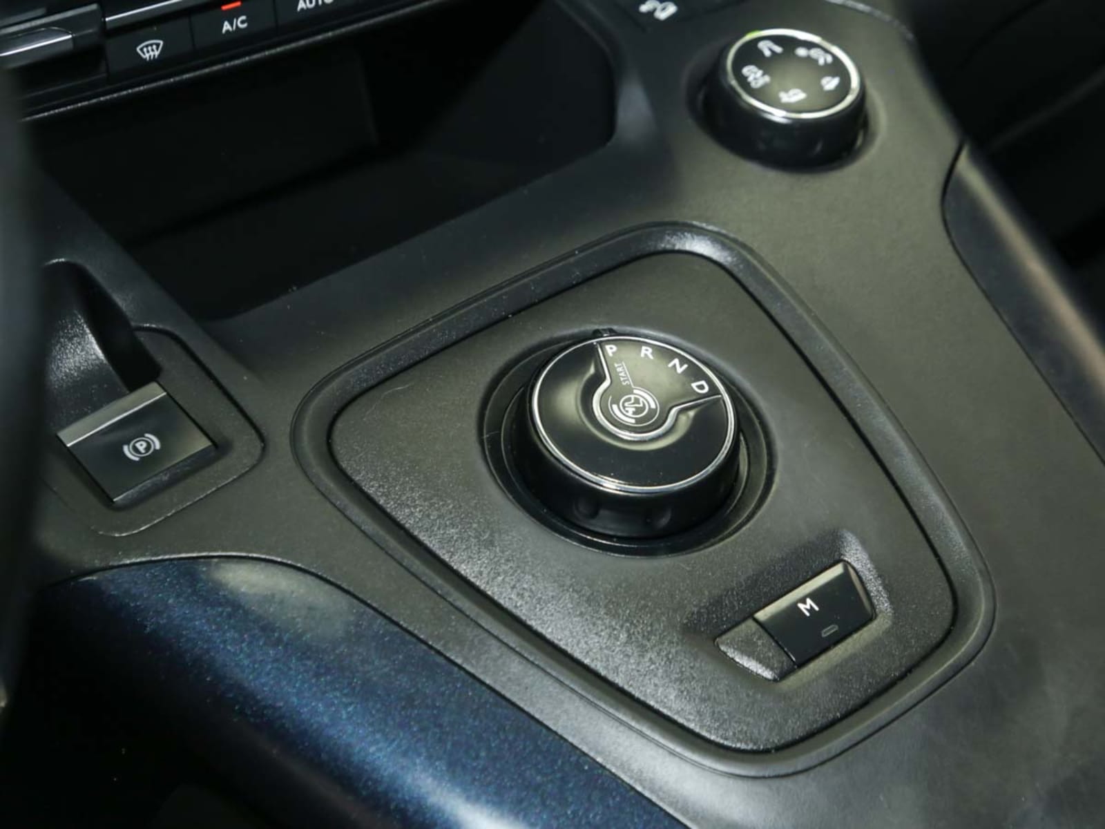 PEUGEOT RIFTER PURETECH 130 1.2 AUT 2021 - Imagen 9 de 14