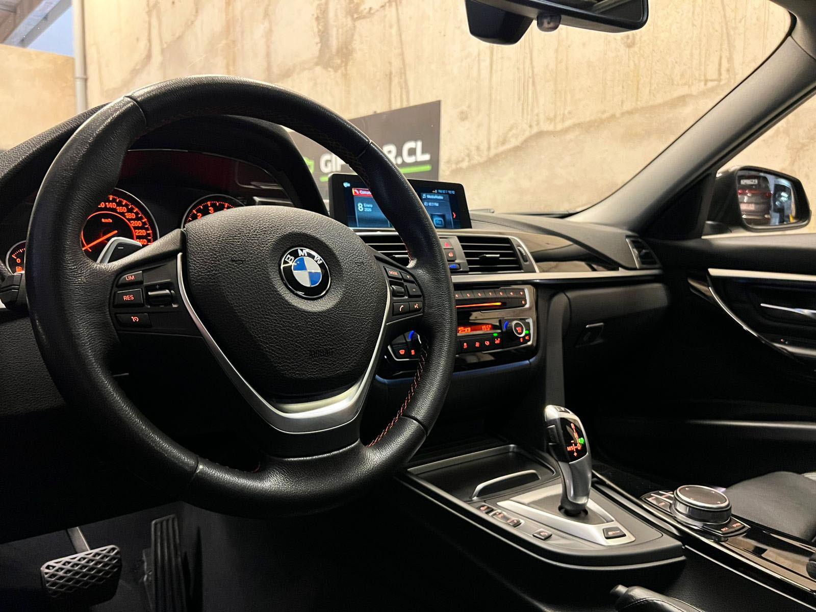 BMW 330 E HÍBRIDO 2018 - Imagen 10 de 20