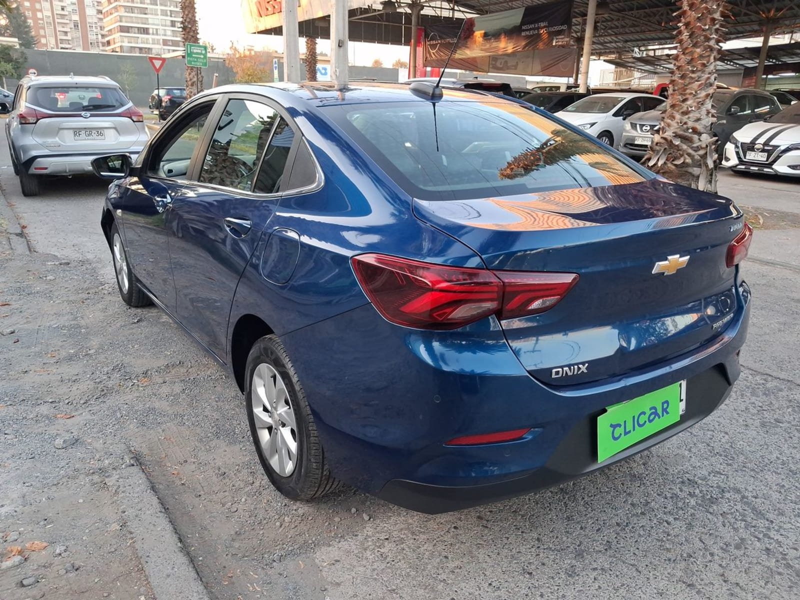 Chevrolet Onix 1.0t Premier 4x2 Sedan At 4p 2021 - Imagen 5 de 8