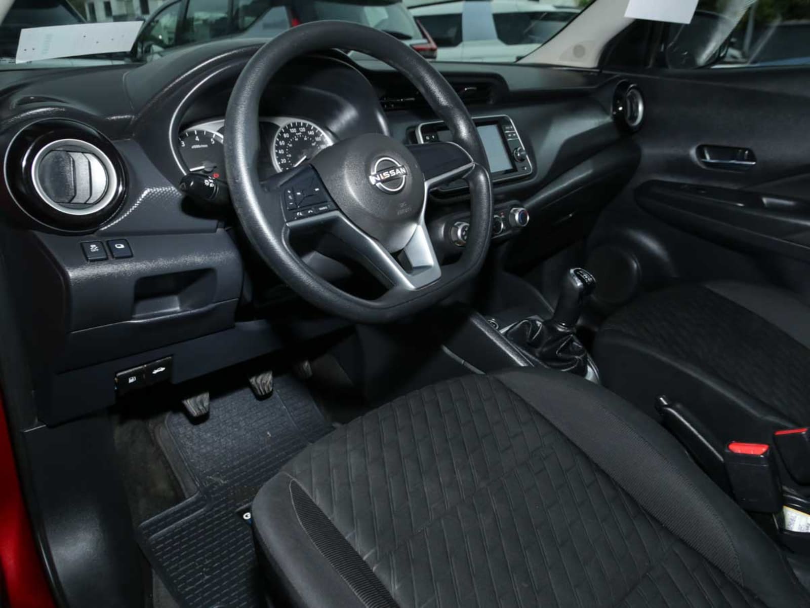 NISSAN KICKS ADVANCE 1.6 2023 - Imagen 5 de 10