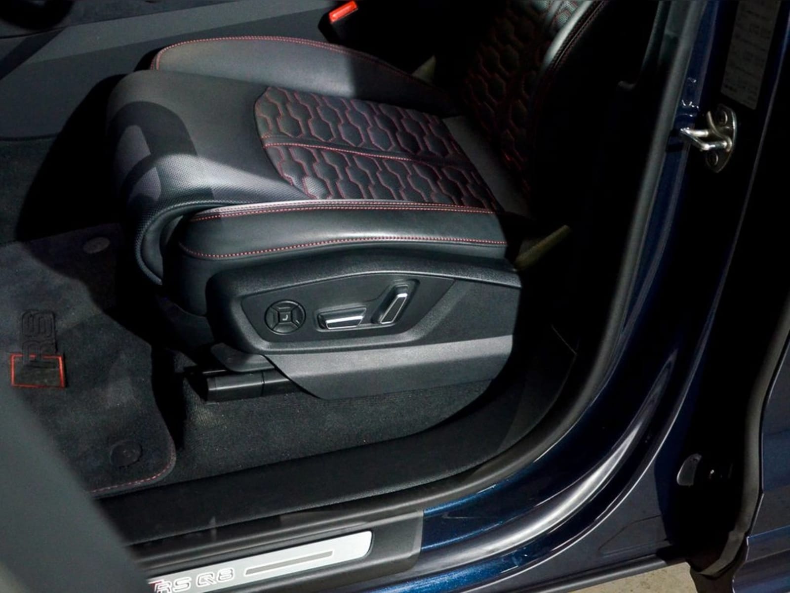 AUDI RSQ8 PERFORMANCE PI 2025 - Imagen 12 de 20