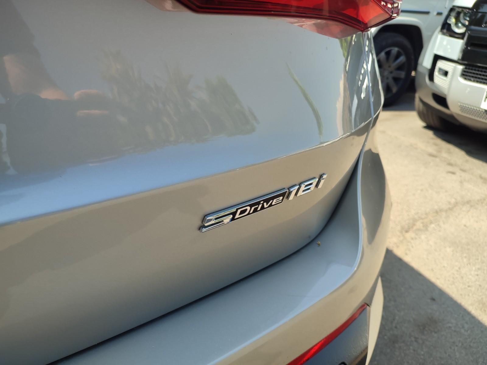 BMW X1 COMFORT SDRIVE 18I 1.5 AT 2023 - Imagen 8 de 17