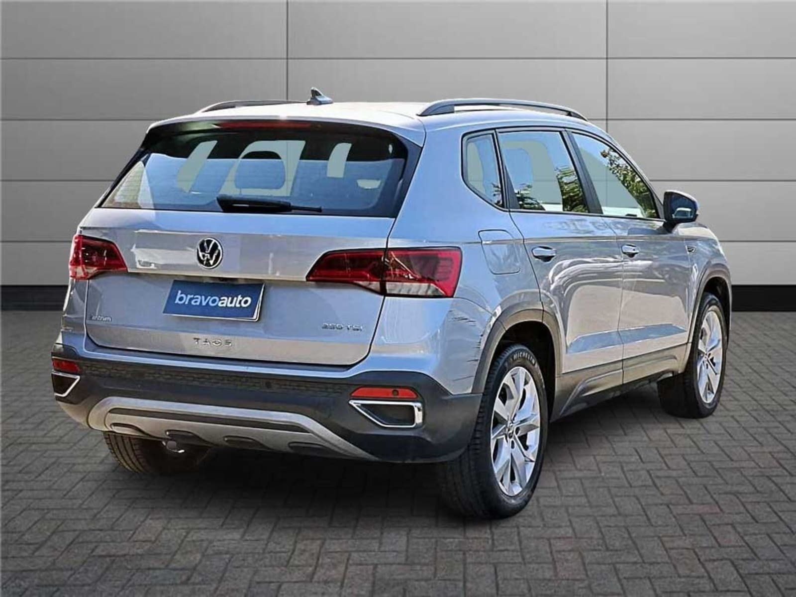 VOLKSWAGEN TAOS (IN) 1.4 TSI COMFORTLINE SKY AT 2023 - Imagen 4 de 20