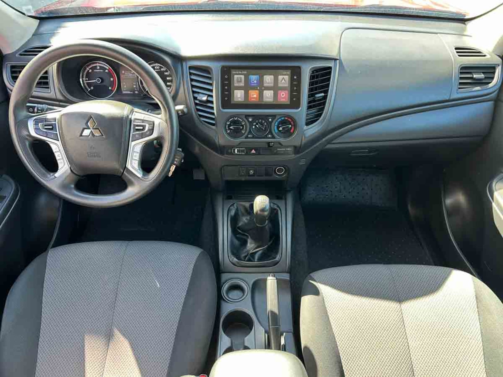 MITSUBISHI L-200 NEW KATANA CR MEC 4X2 TD E5 2024 - Imagen 12 de 15