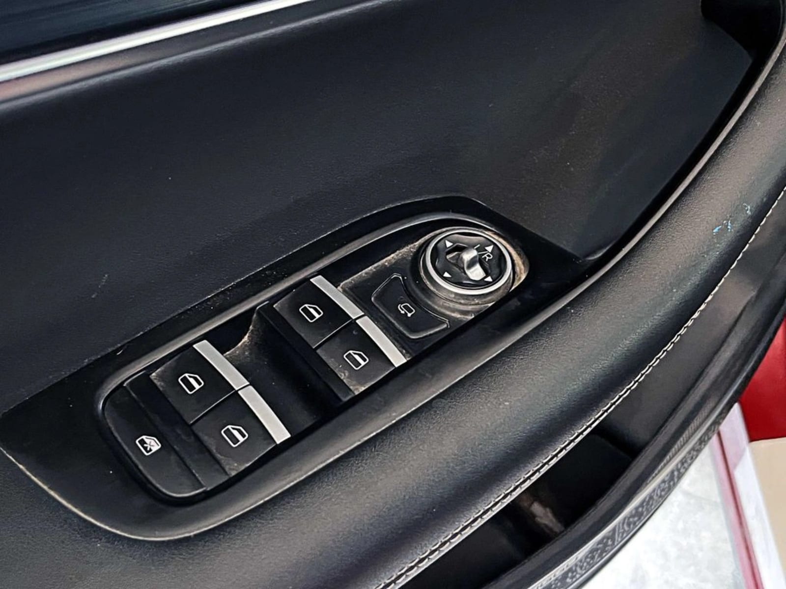 CHERY TIGGO 8 1.5T GLS 4X2 MT 5P 2024 - Imagen 10 de 20