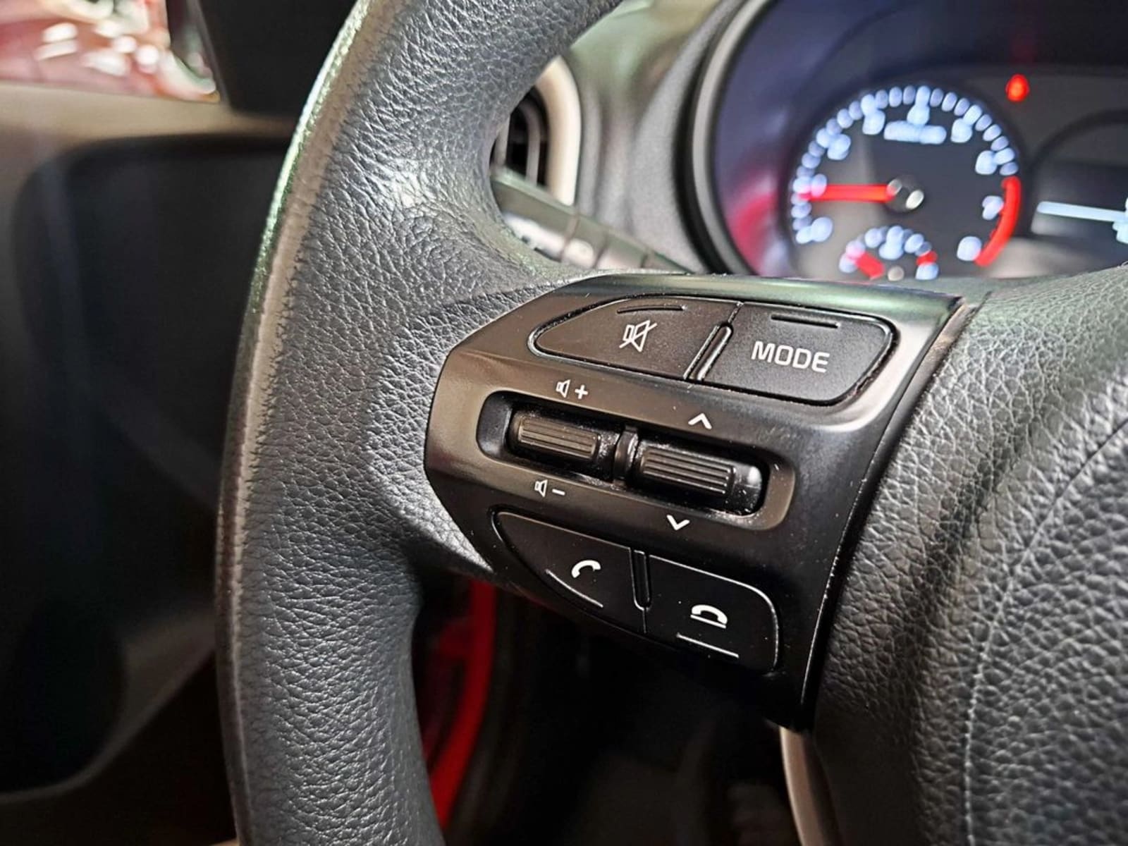 KIA MORNING 1.0 4X2 MT 5P 2021 - Imagen 14 de 18