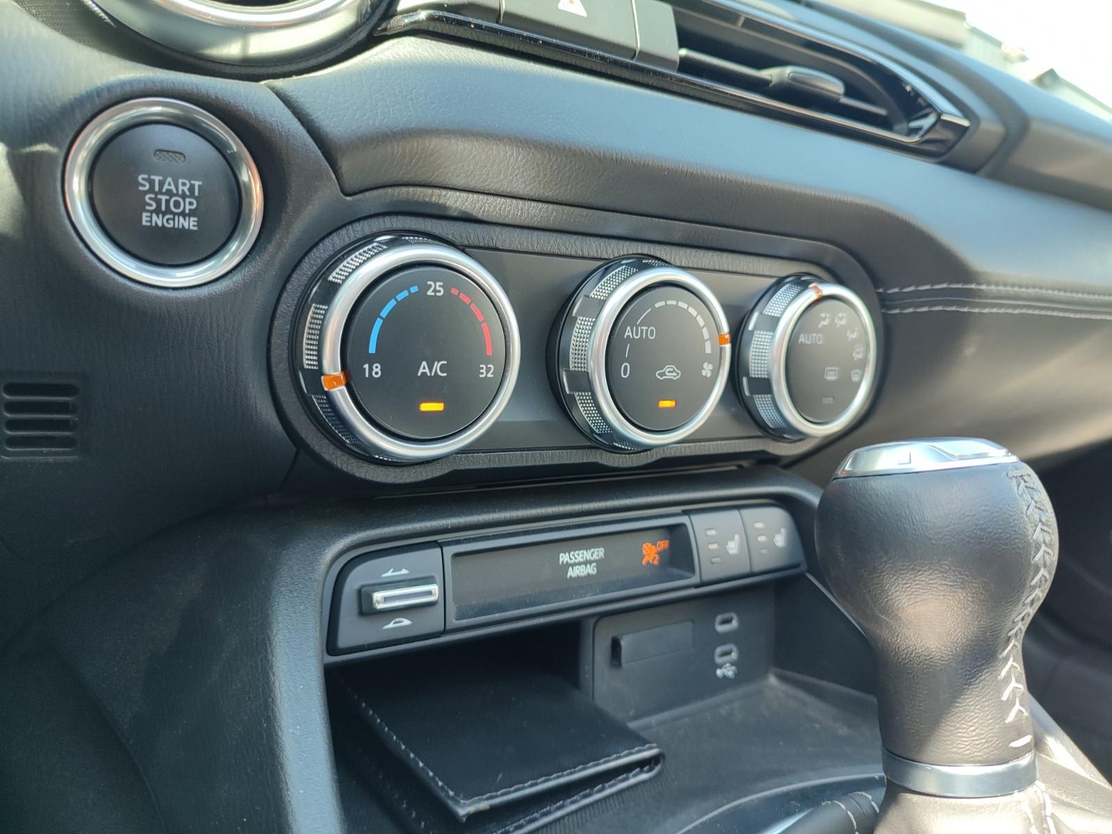 MAZDA MX5 CABRIOLET 2.0 AT 2025 - Imagen 12 de 16