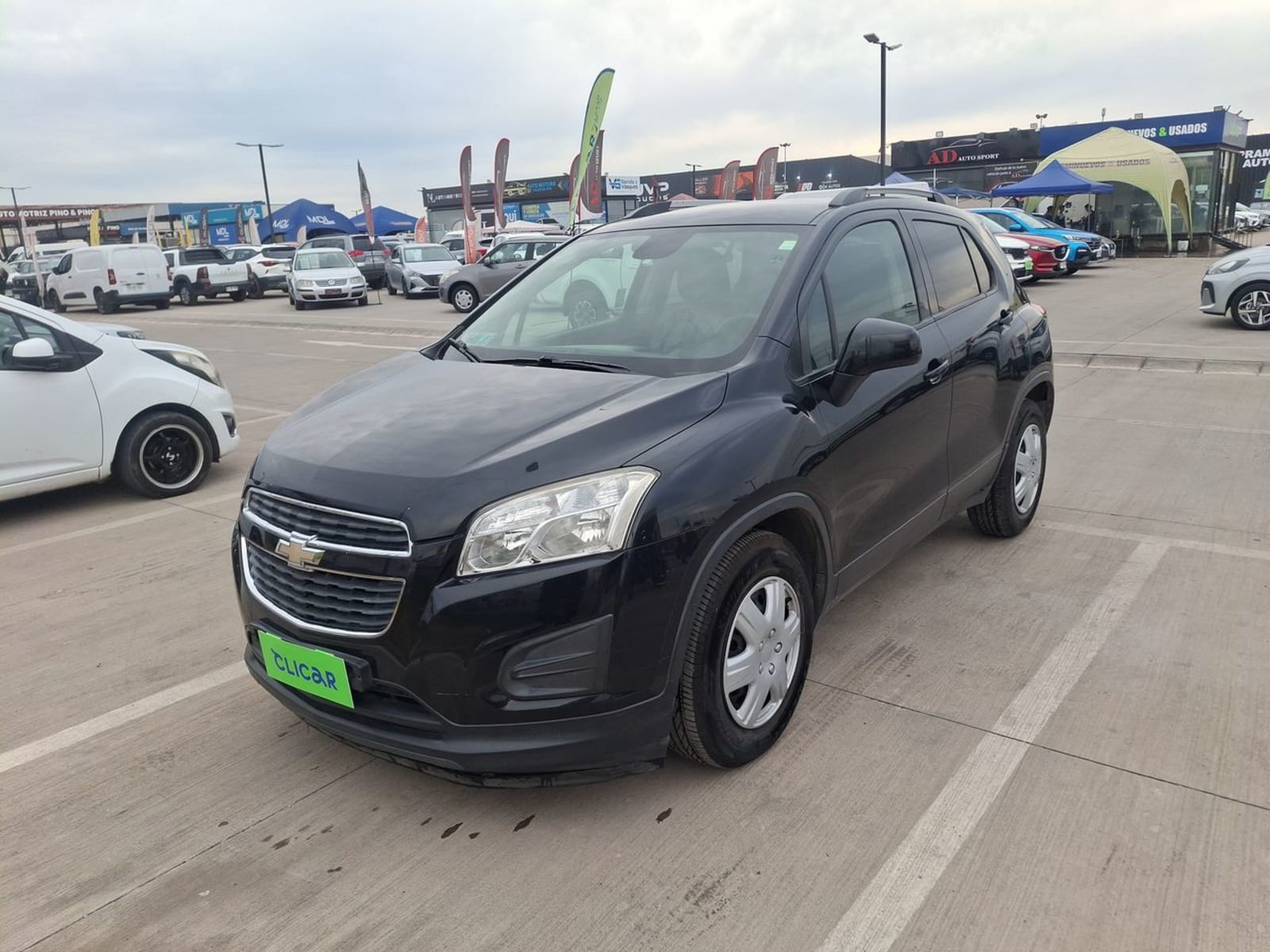 Chevrolet Tracker 1.8 Ls 4x2 Mt 5p 2014 - Imagen 3 de 8