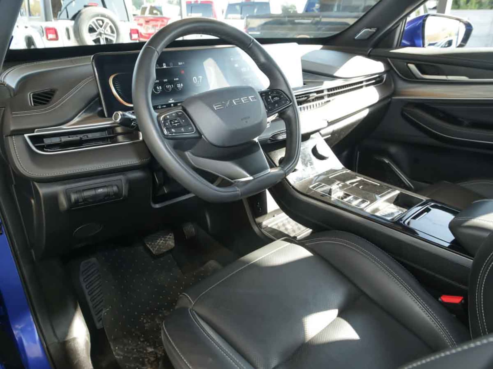 EXEED EXEED LX 1.5T CVT UNLIMITED 2023 - Imagen 8 de 14