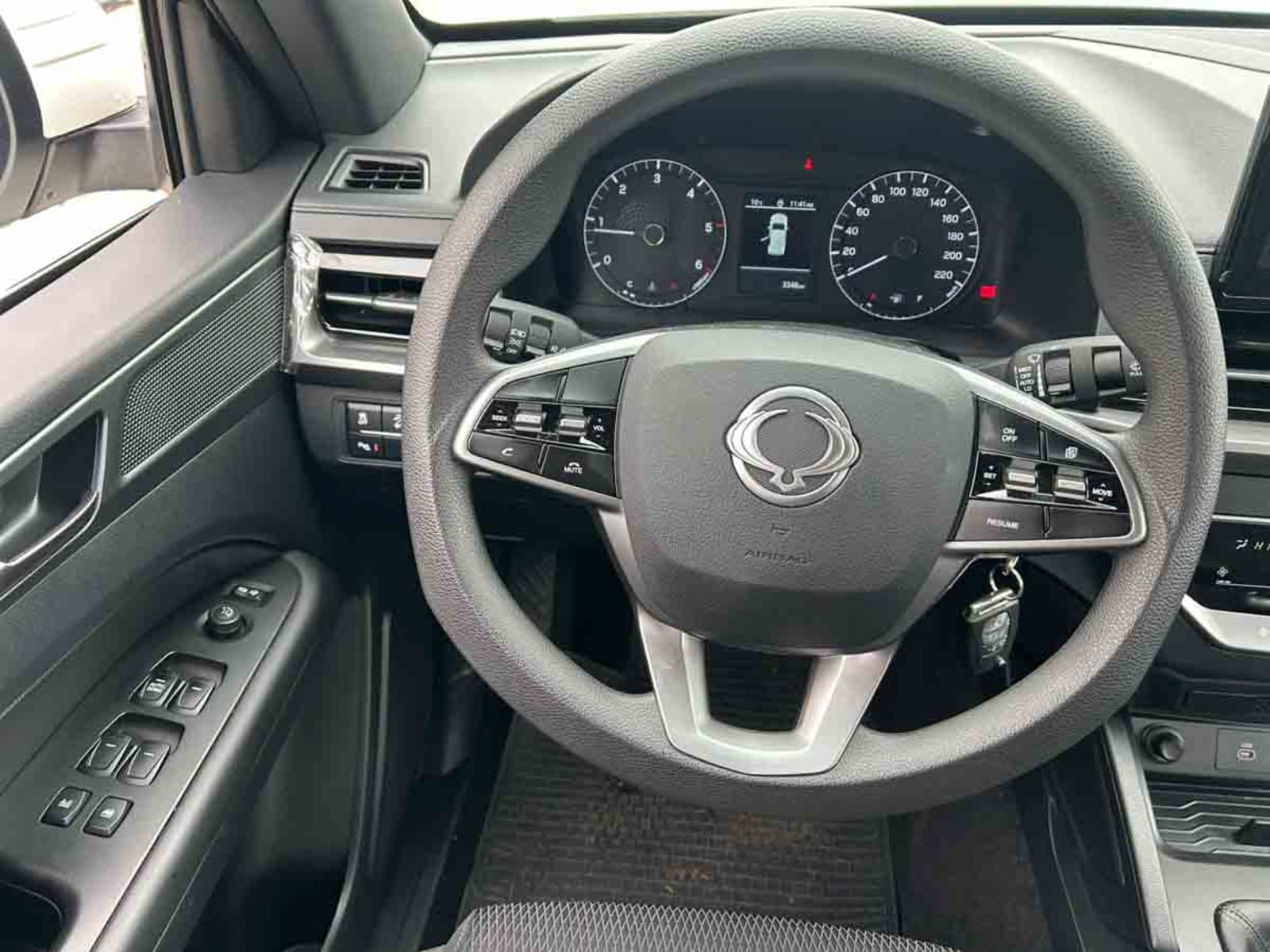 SSANGYONG GRAND MUSSO GLX 2.2TD 6MT 4WD * 2026 - Imagen 14 de 16
