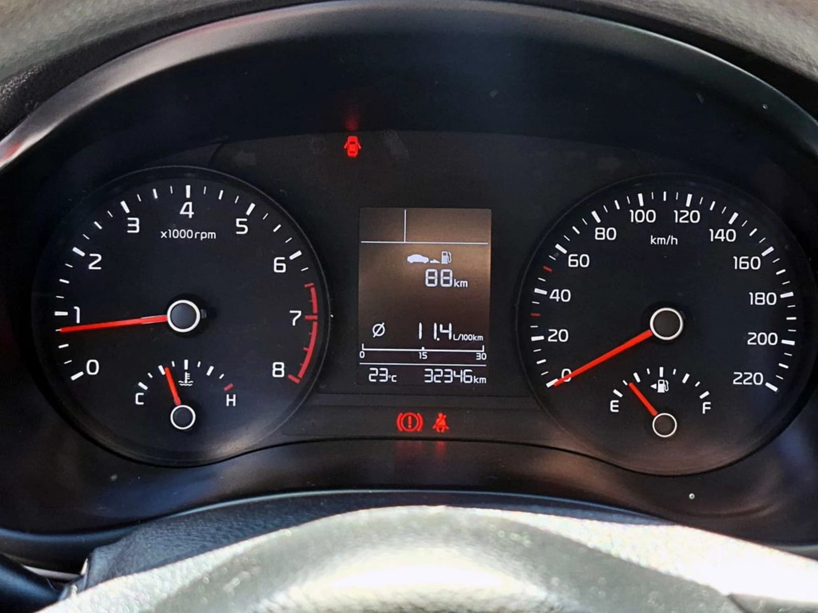 KIA RIO 5 MT 2023 - Imagen 15 de 19
