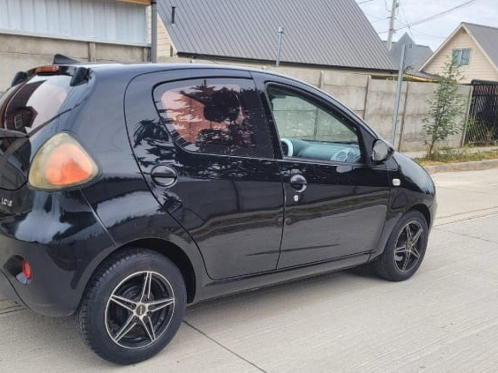 Geely LC 1.0 2016 - Foto 3 de 6
