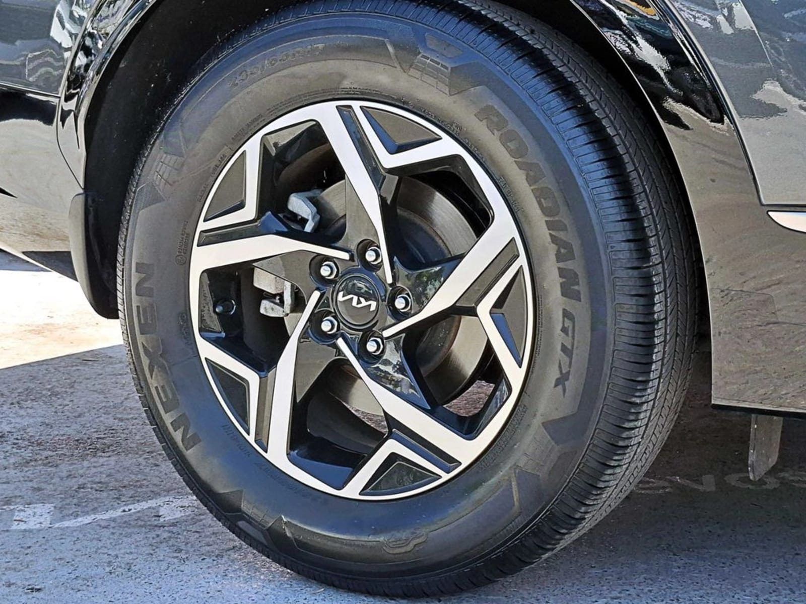 KIA SPORTAGE AT 2025 - Imagen 4 de 18