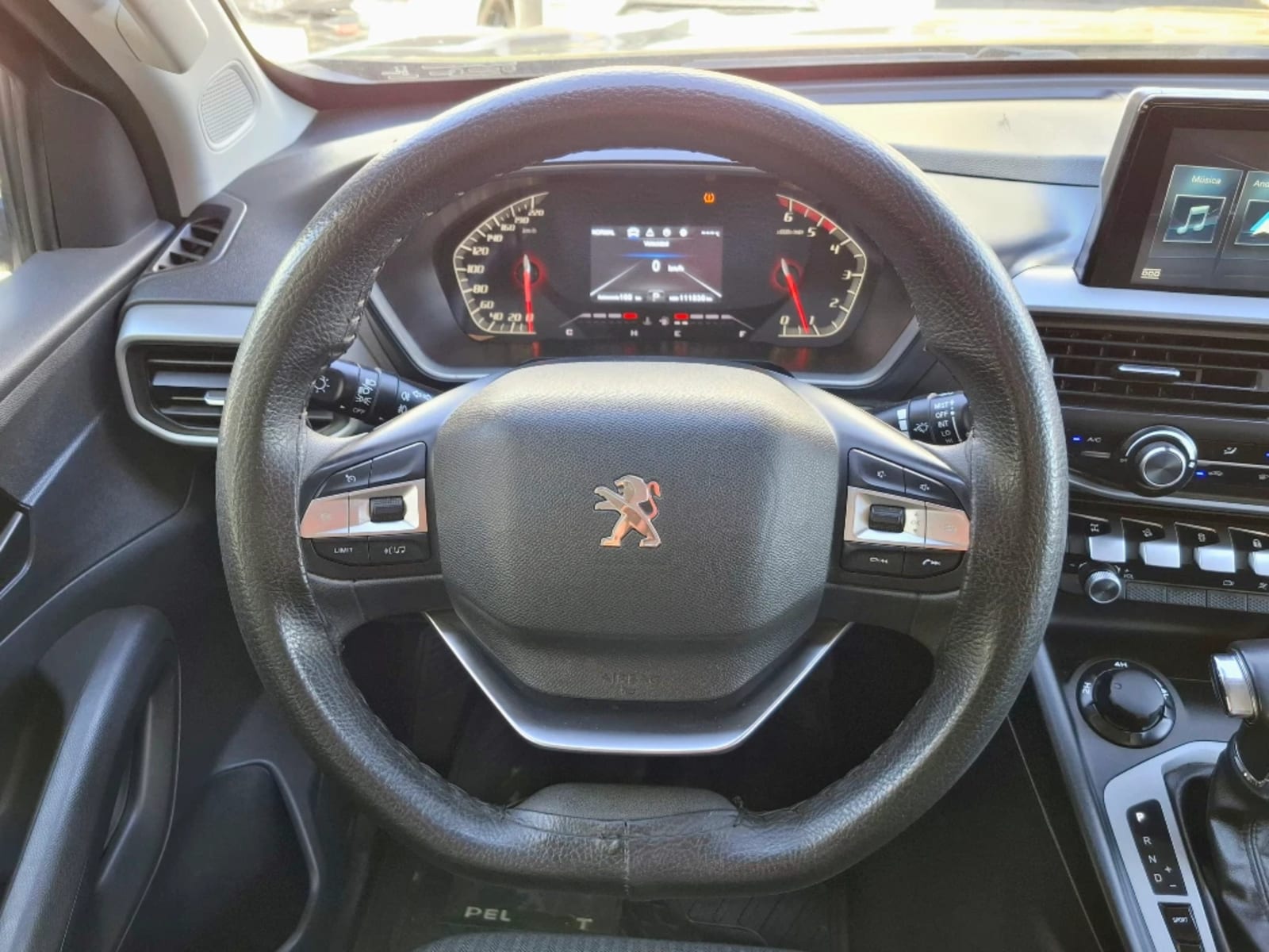 PEUGEOT LANDTREK 2.2 ACTION4 BLUEHDI DIESEL 4X4 180HP AT 4P 2024 - Imagen 12 de 20