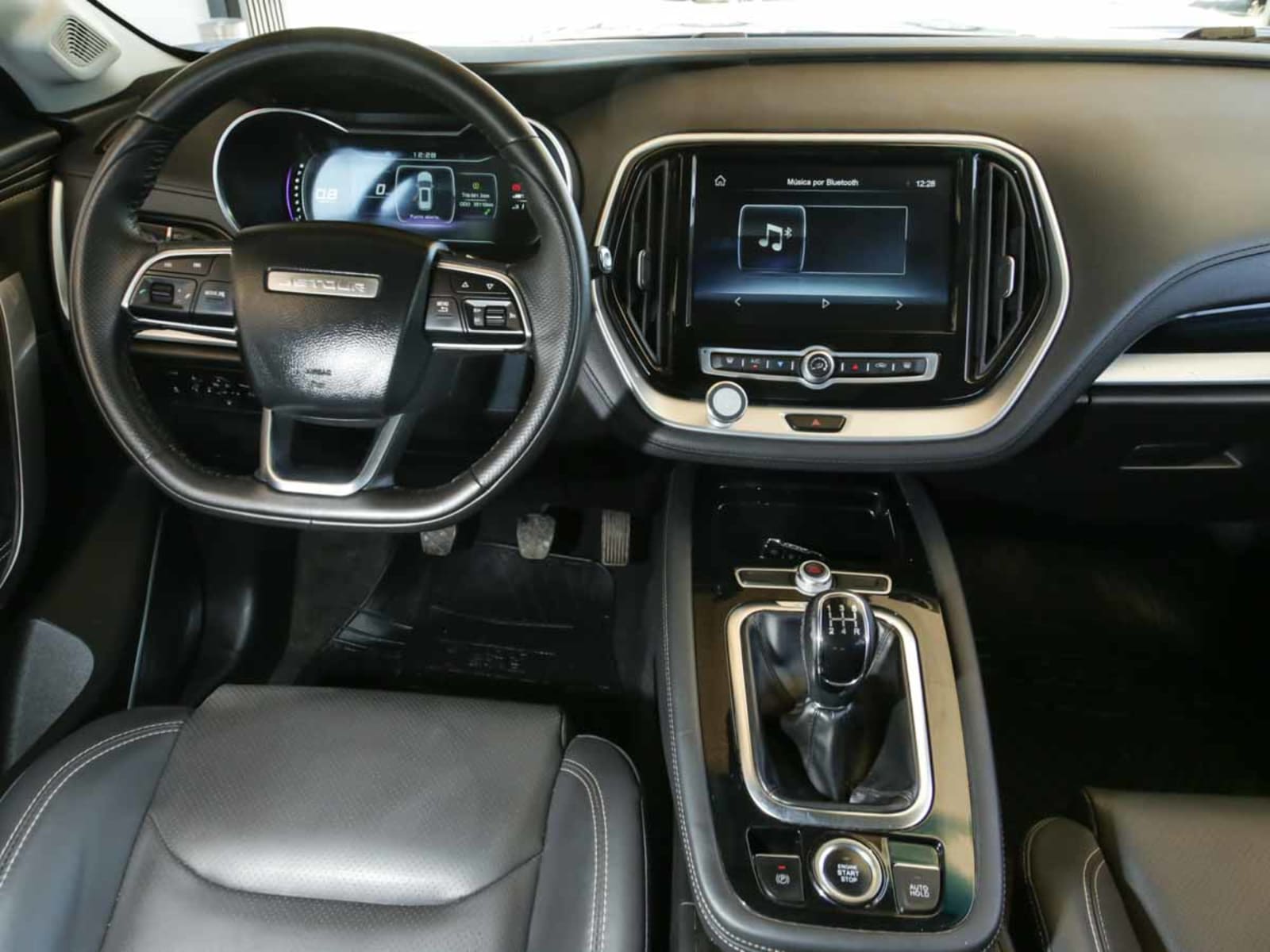 JETOUR X70 GLS 1.5 2024 - Imagen 13 de 15