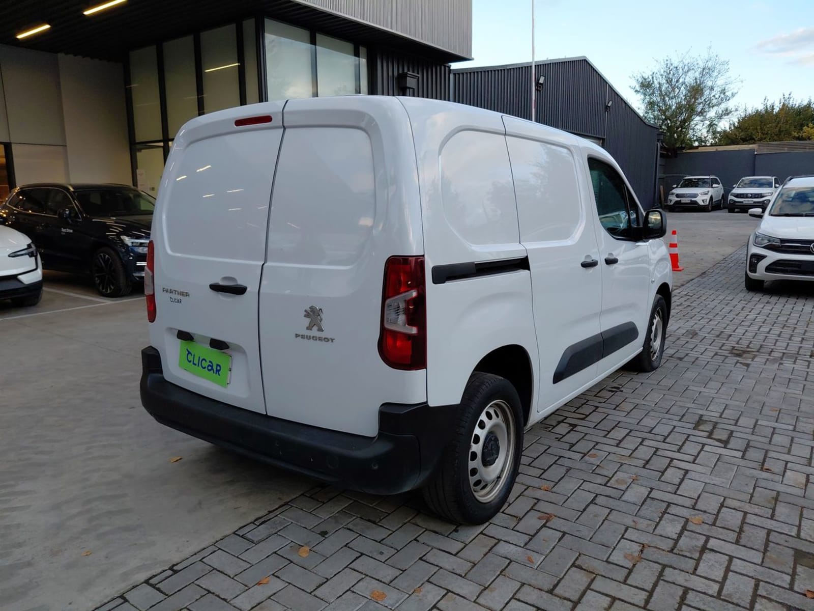 Peugeot Partner 1.5 L1 Hdi Diesel 100hp 4x2 Mt 5p 2024 - Imagen 7 de 8