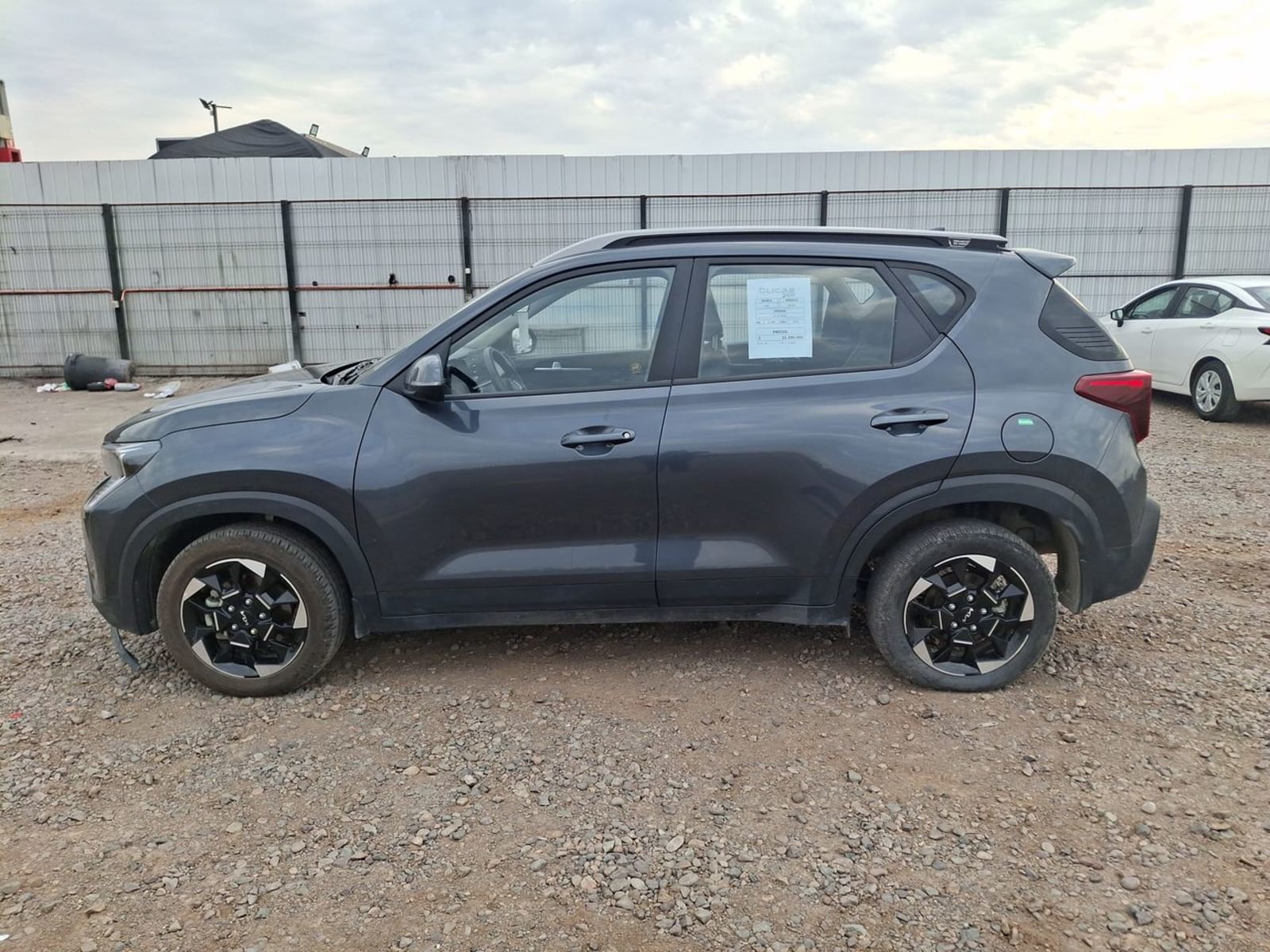 Kia Sonet 1.5 Ex 4x2 Ivt At 5p 2025 - Imagen 4 de 8