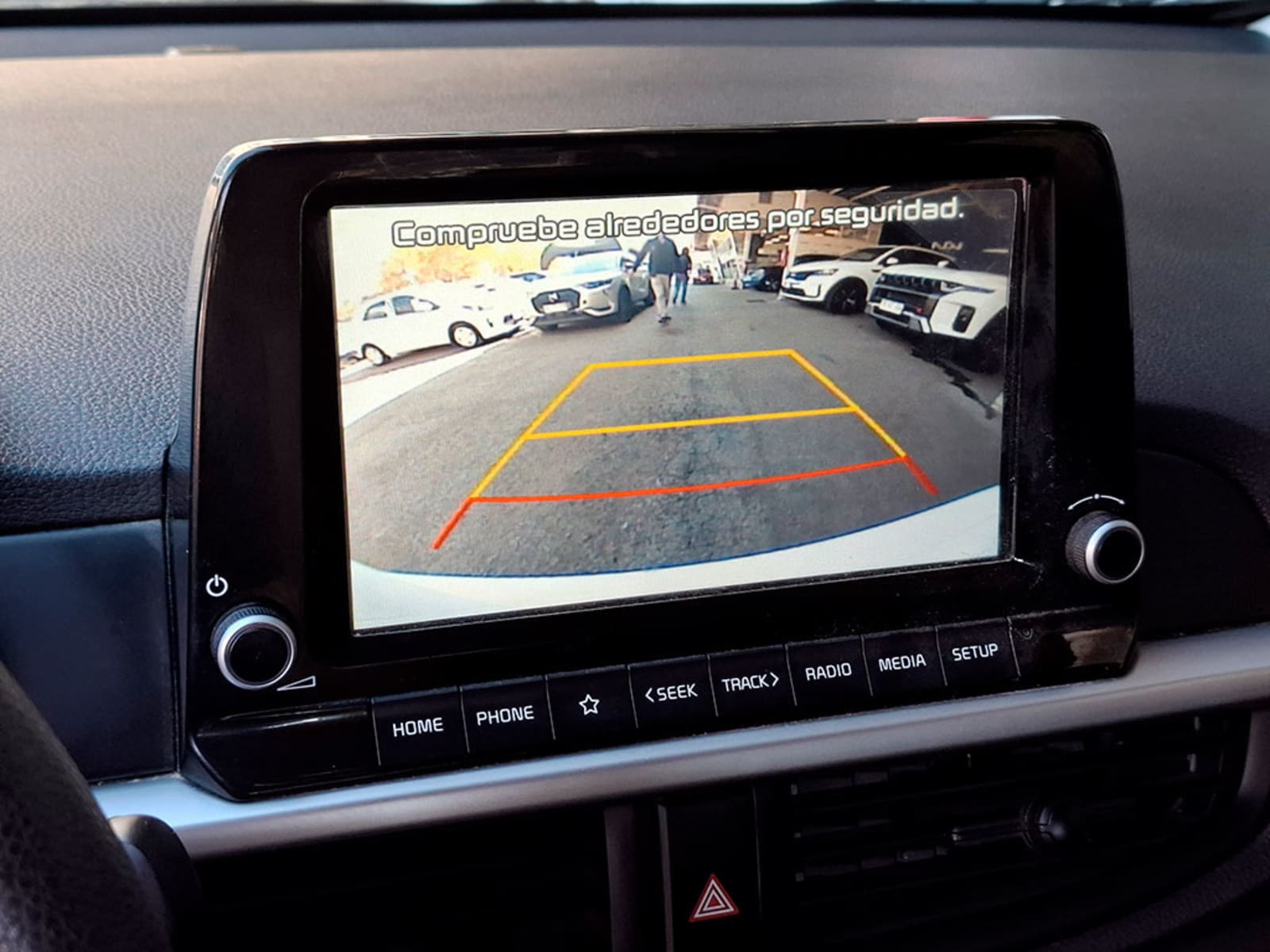 KIA MORNING MPI 1.0 MT AC 2024 - Imagen 15 de 20