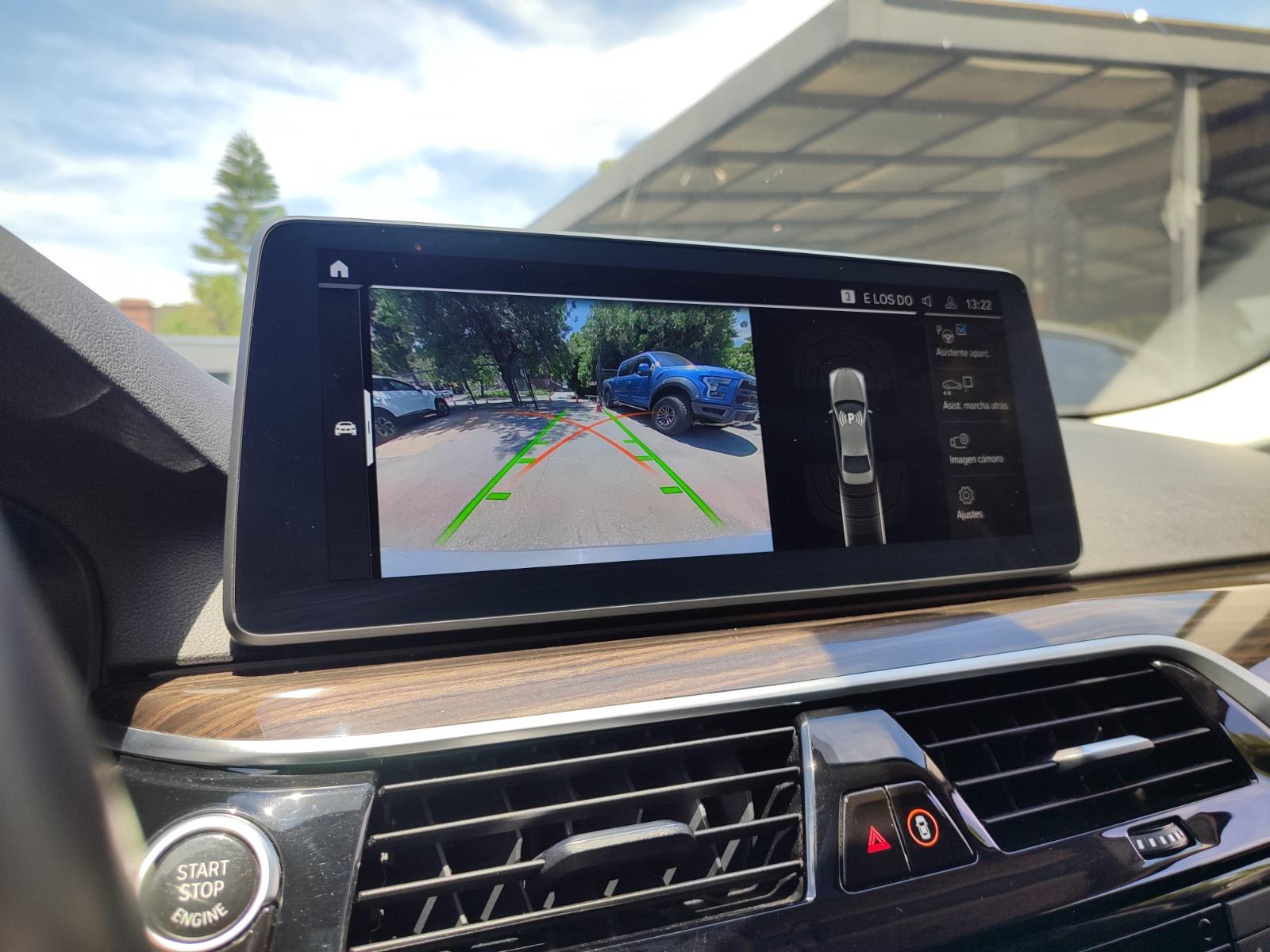 BMW 520D HERITAGE 2.0 AT 2022 - Imagen 10 de 16