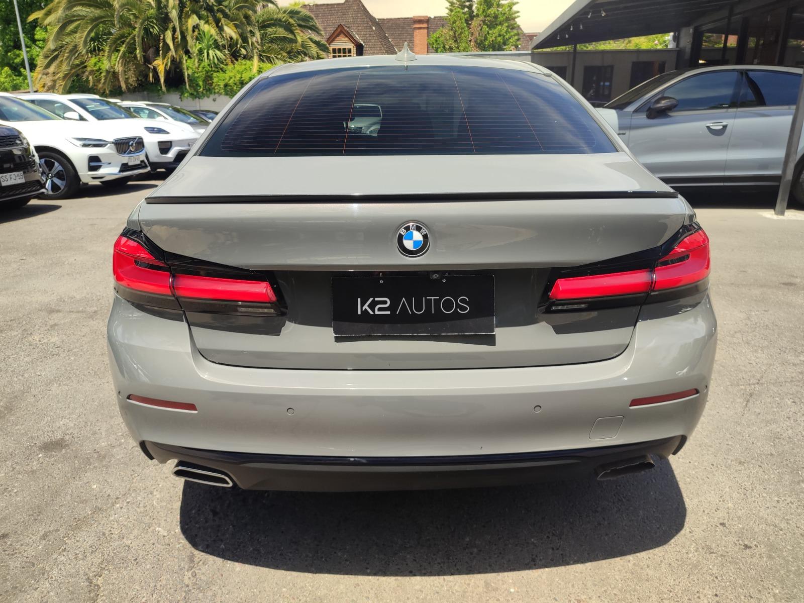 BMW 520D HERITAGE 2.0 AT 2022 - Imagen 7 de 16