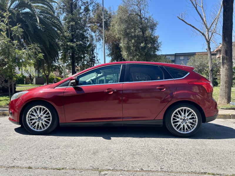 Ford Focus Titanium 2014 - Imagen 4 de 8