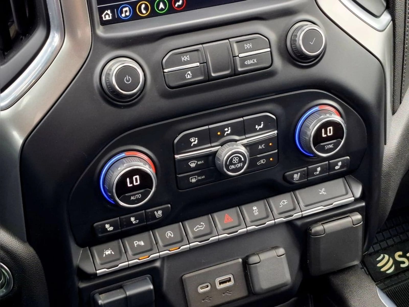 CHEVROLET SILVERADO DCAB 4X4 SOHC 5.3 AUT 2022 - Imagen 19 de 20