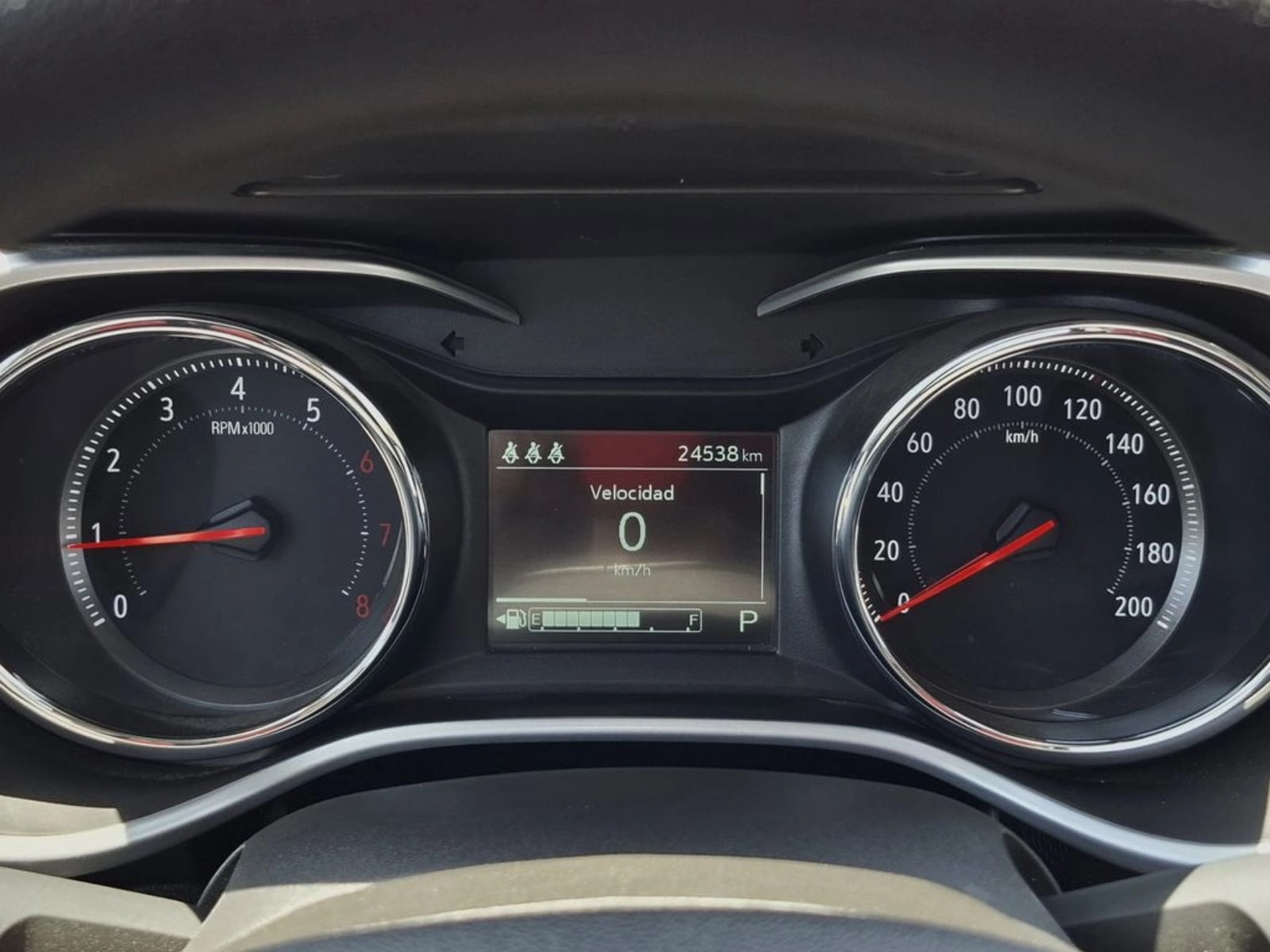 CHEVROLET TRACKER 1.2T LTZ R 4X2 AT 5P 2025 - Imagen 17 de 20