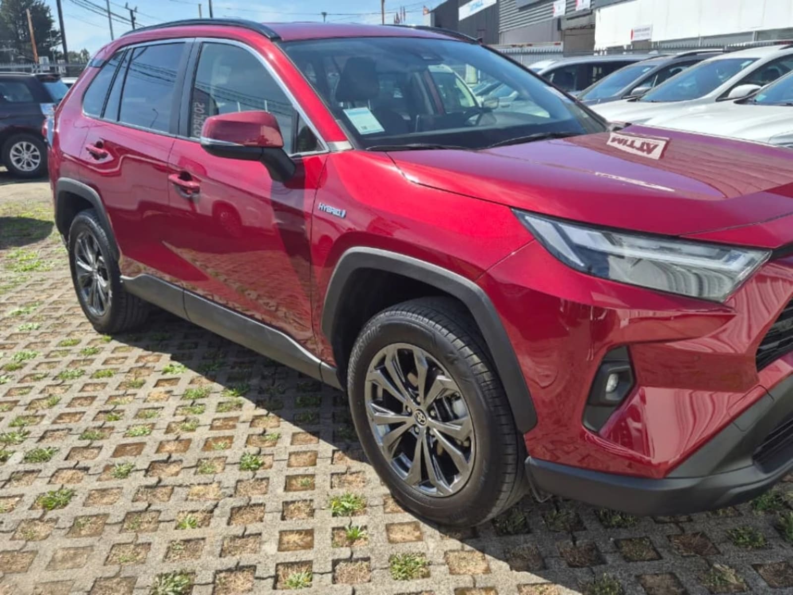 TOYOTA RAV4 HV XLE HV 2.5 CVT AT 2024 - Imagen 3 de 14