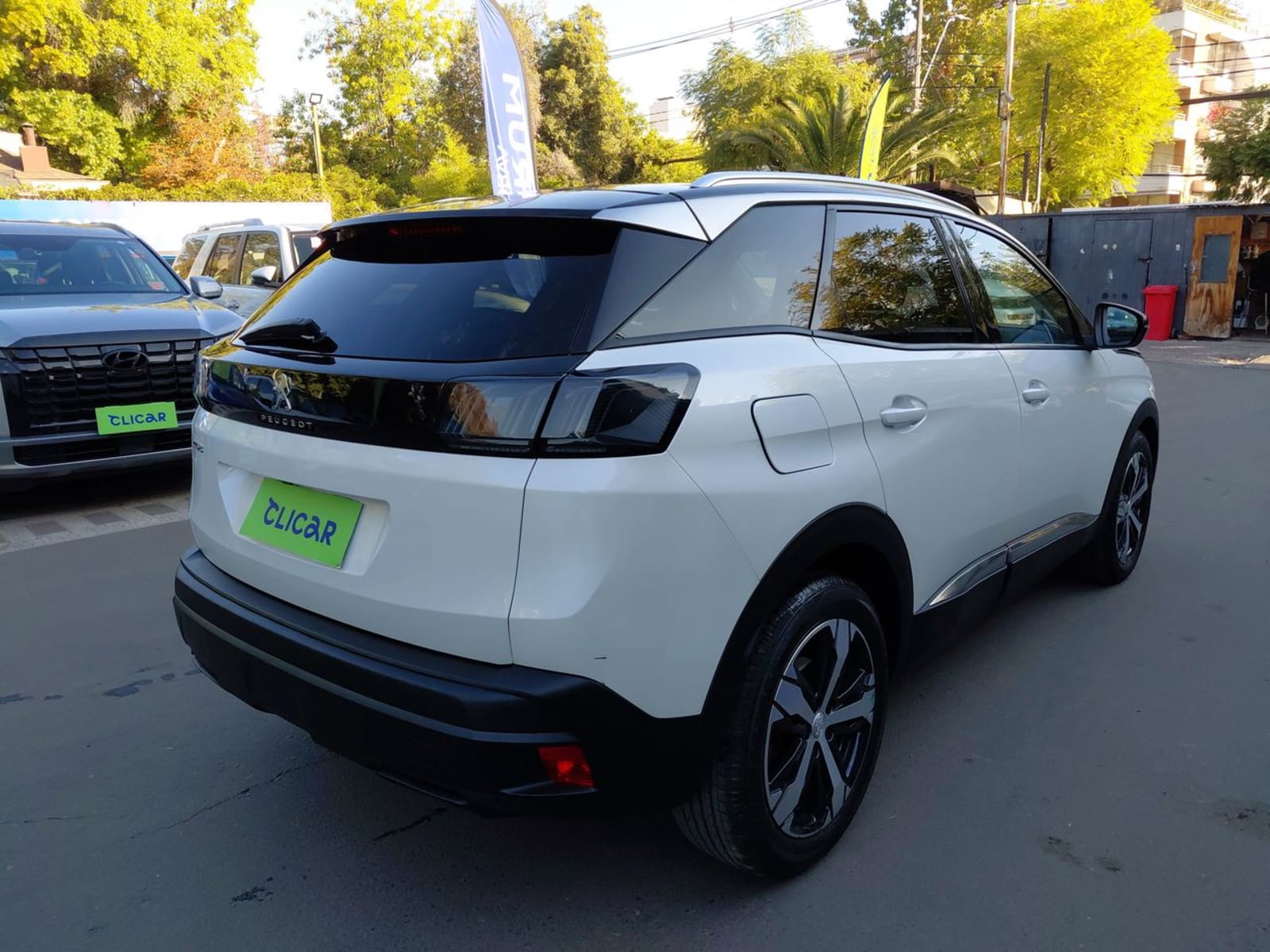 Peugeot 3008 1.5 Allure Pack Bluehdi 130 4x2 Eat8 5p 2022 - Imagen 7 de 8