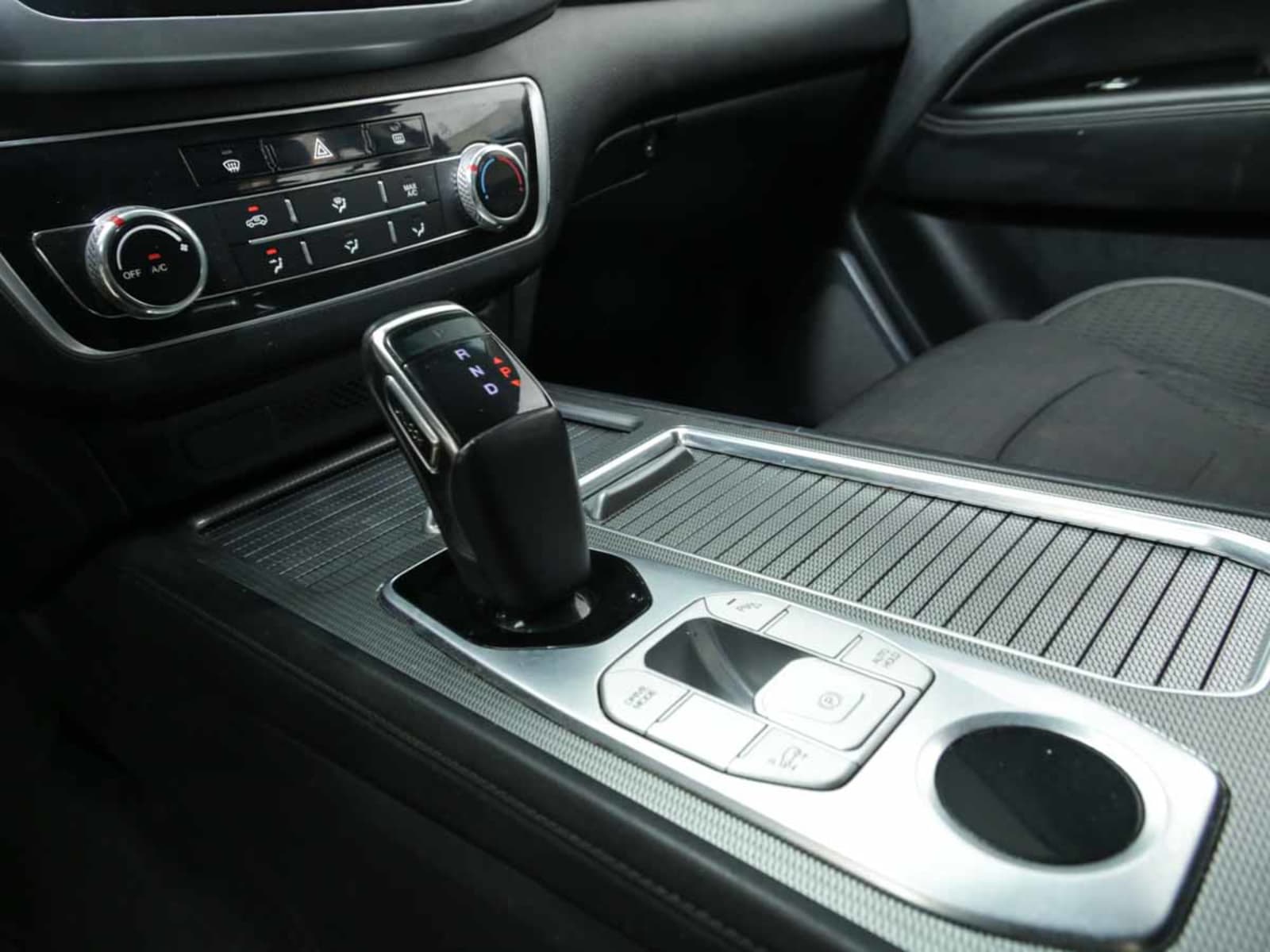 SSANGYONG NEW REXTON 2.2 AUT 2022 - Imagen 10 de 12