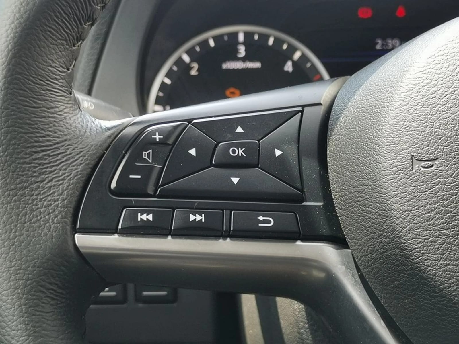 NISSAN NAVARA 2.3D PRO4X DIESEL 4X4 DOB.CAB. AT 4P 2022 - Imagen 20 de 20