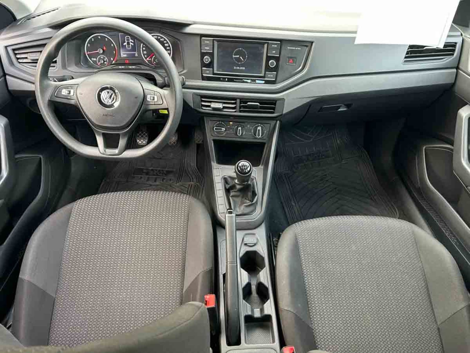 VOLKSWAGEN VIRTUS TRENDLINE 1.6 MT 2023 - Imagen 12 de 16