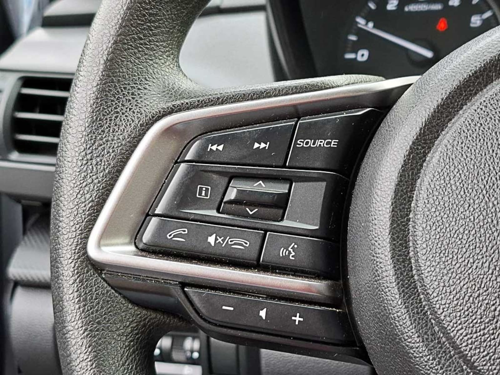 SUBARU CROSSTREK (IN) 2.0i AWD CVT 2024 - Imagen 17 de 20